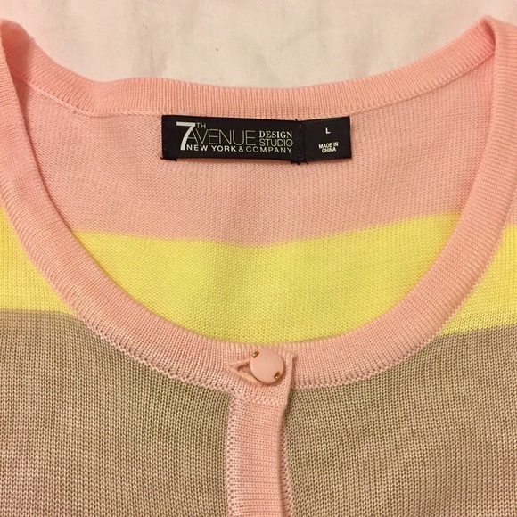 NWOT  NY&Co Short Sleeve Cardigan Sweater - Picture 4 of 4